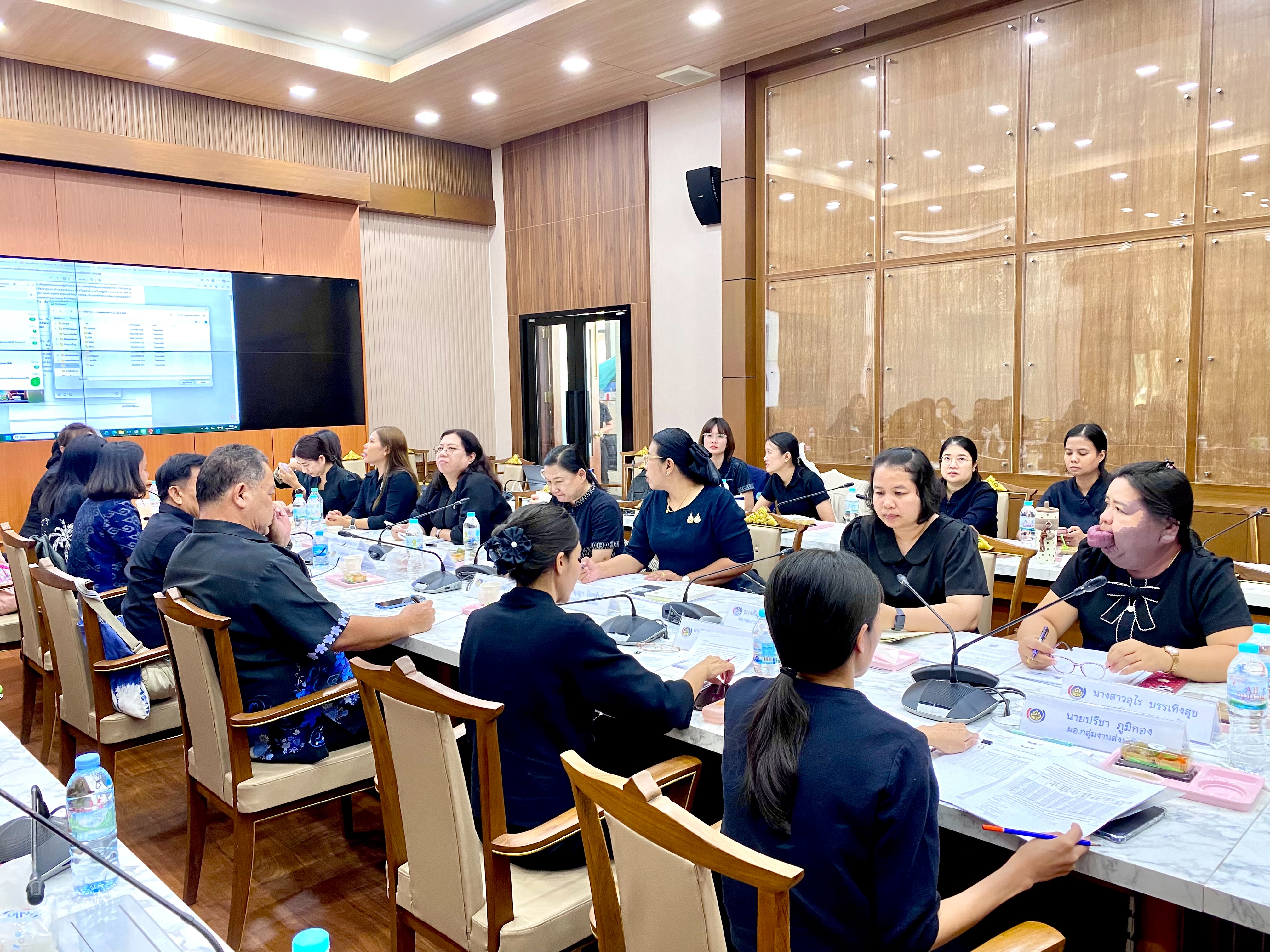 📊✨ พช.ชลบุรี จัดประชุมผู้อำนวยการกลุ่มงาน และพัฒนาการอำเภอ จังหวัดชลบุรี ครั้งที่ 4/2569 💼🌟