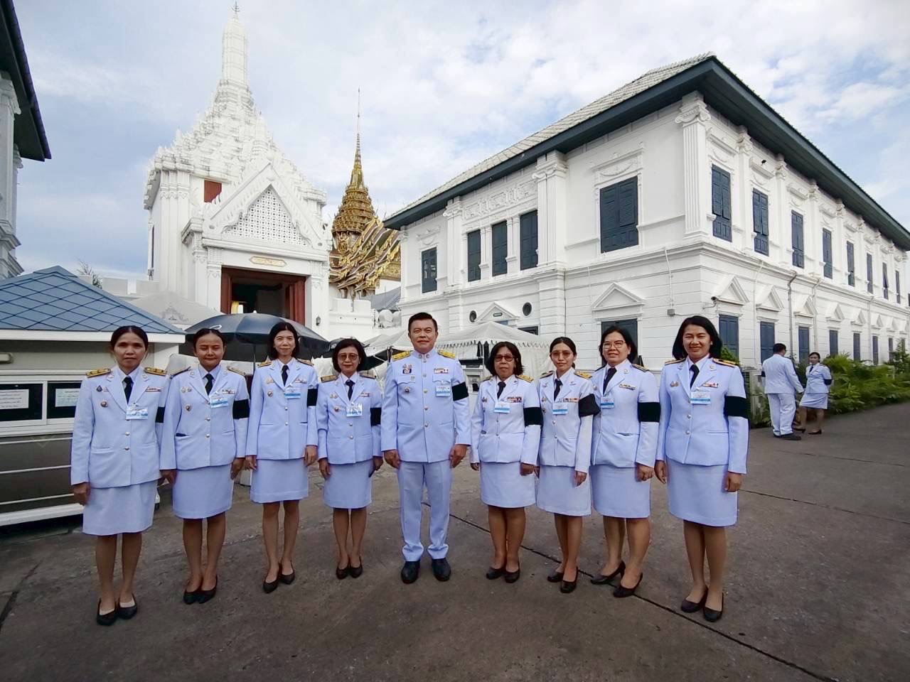 🎗️พช.ชลบุรี ร่วมพิธีบำเพ็ญกุศลถวายพระบรมศพ สมเด็จพระนางเจ้าสิริกิติ์ พระบรมราชินีนาถ พระบรมราชชนนีพันปีหลวง 🎗️